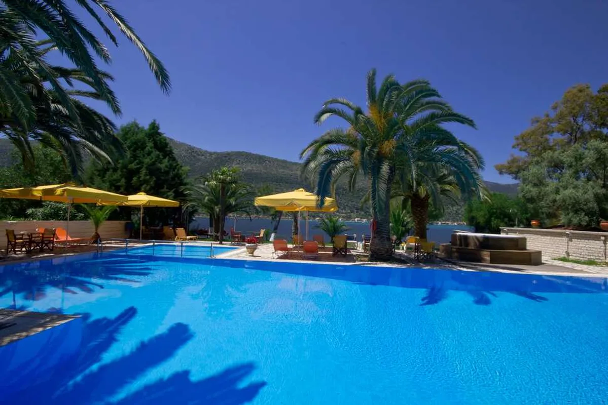 Cleopatra Beach, hoofdfoto