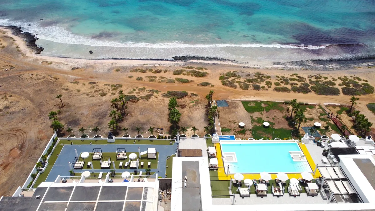 LIVVO Budha Beach — hoofdfoto