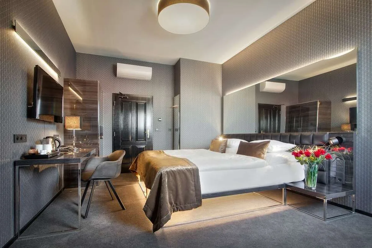 Hotel Mucha — hoofdfoto