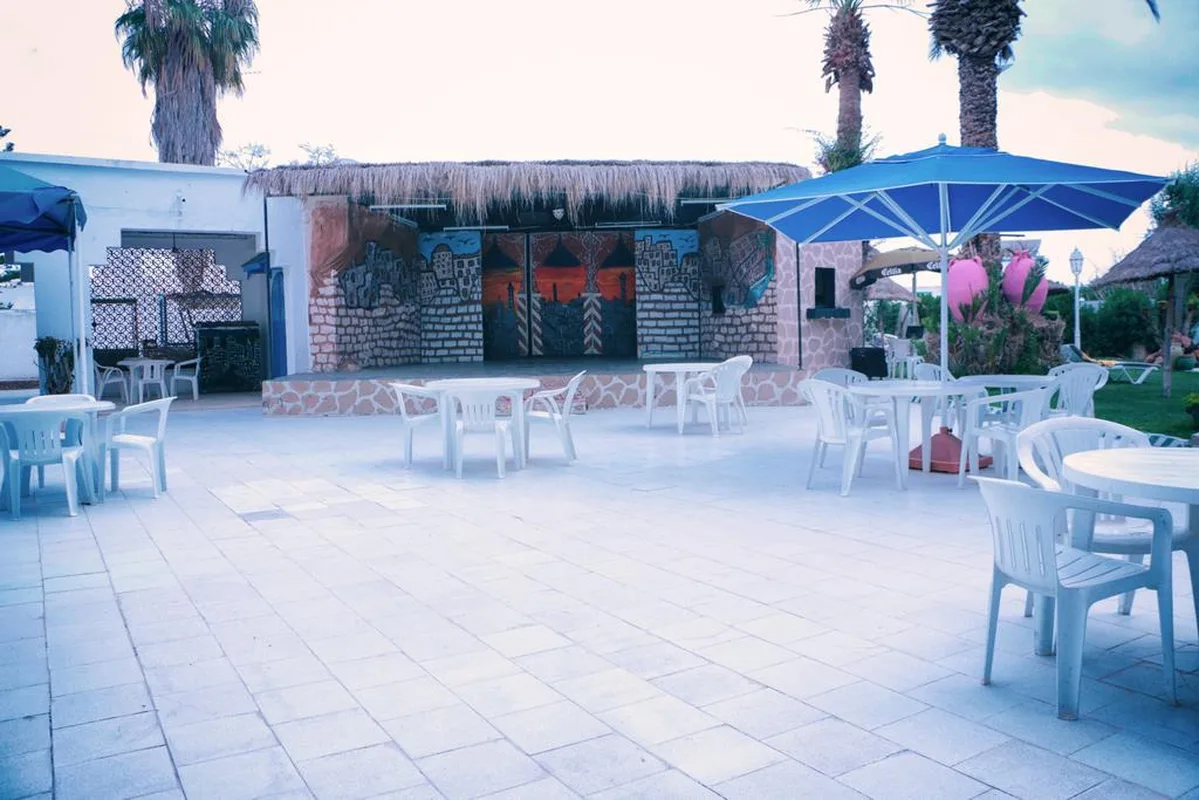 Le Khalife, hoofdfoto