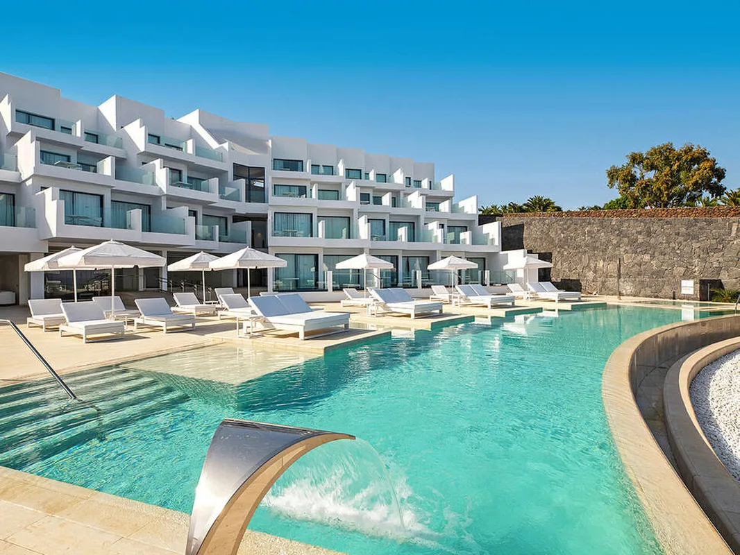 Royal Marina Suites — hoofdfoto
