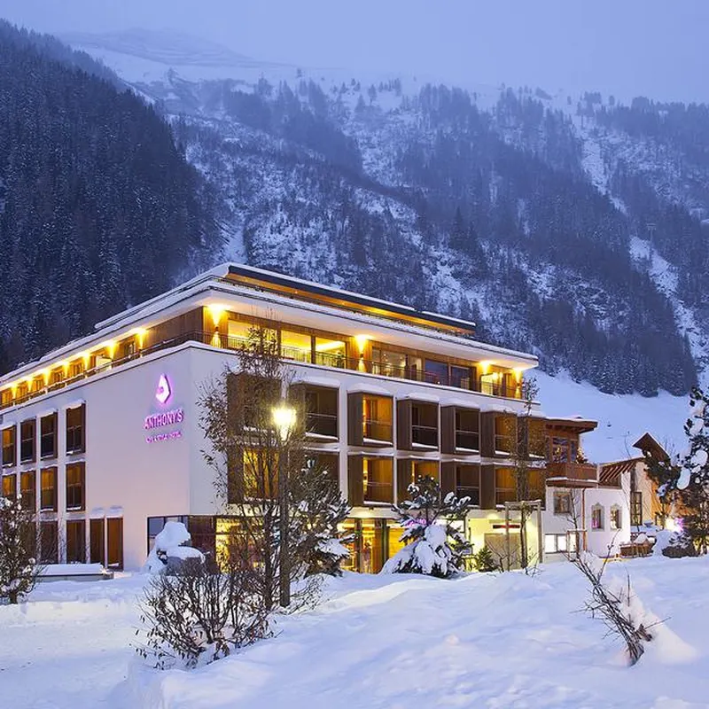 Anthony's Life & Style Hotel — hoofdfoto