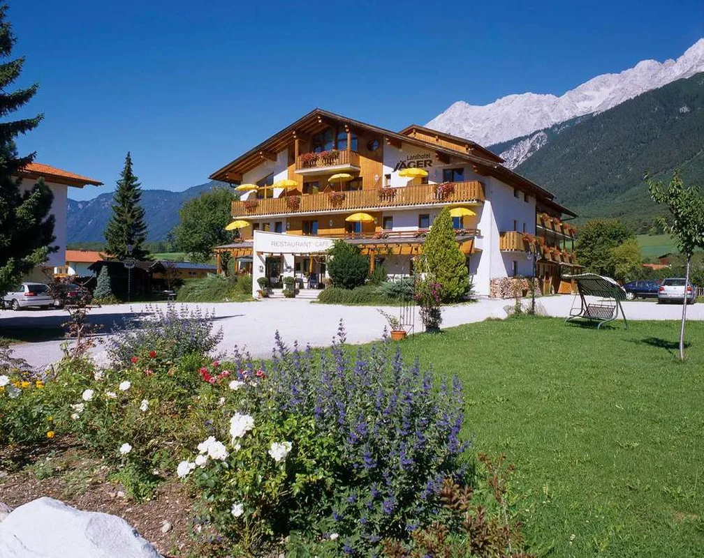 Landhotel Jäger — hoofdfoto