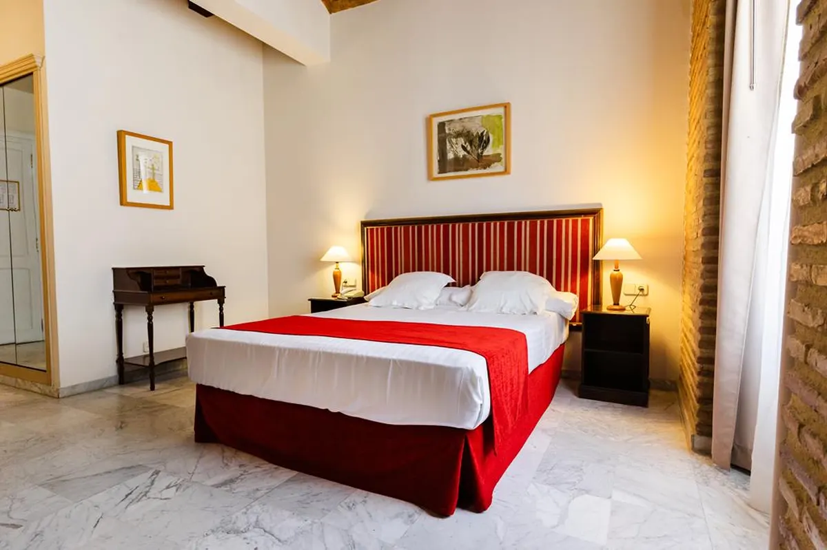 Ad Hoc Monumental — hoofdfoto