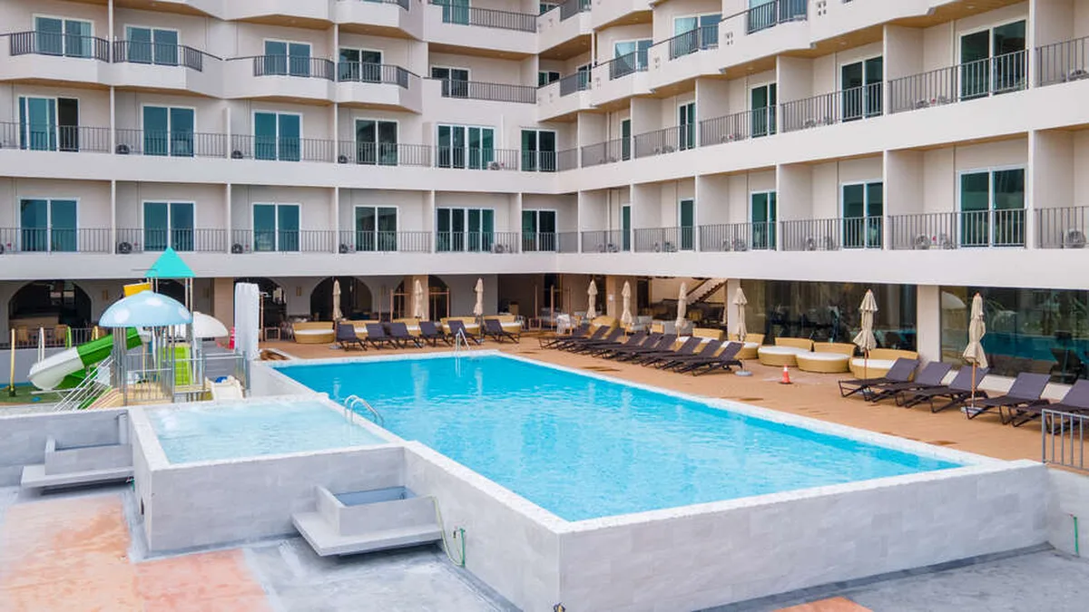 Jomtien Thani Hotel — hoofdfoto