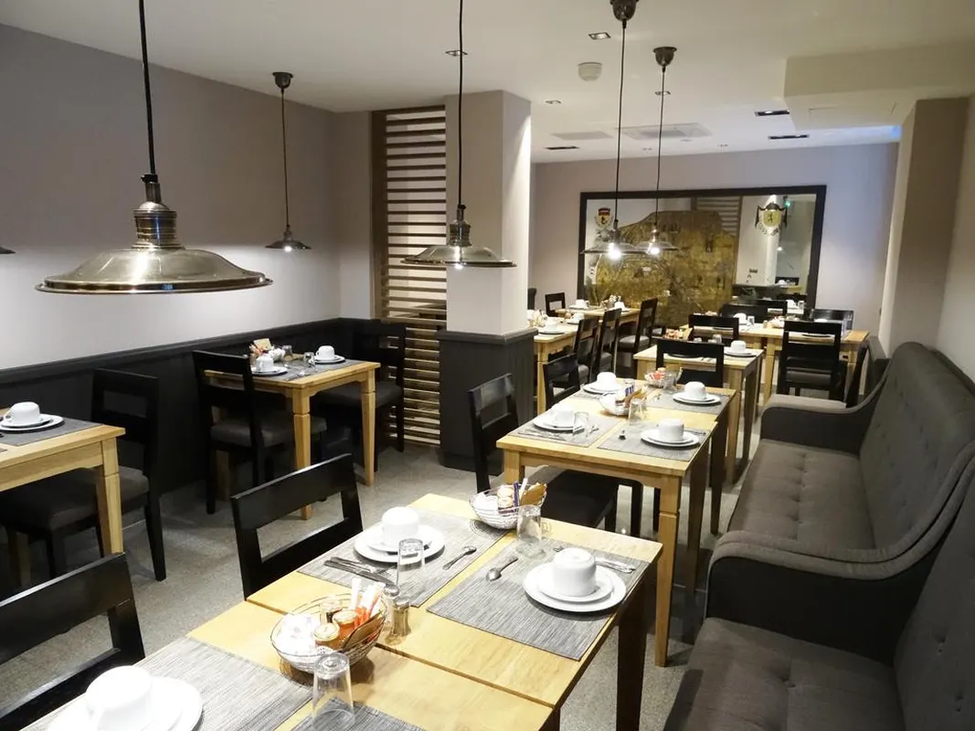 Albert 1er Paris Lafayette — hoofdfoto