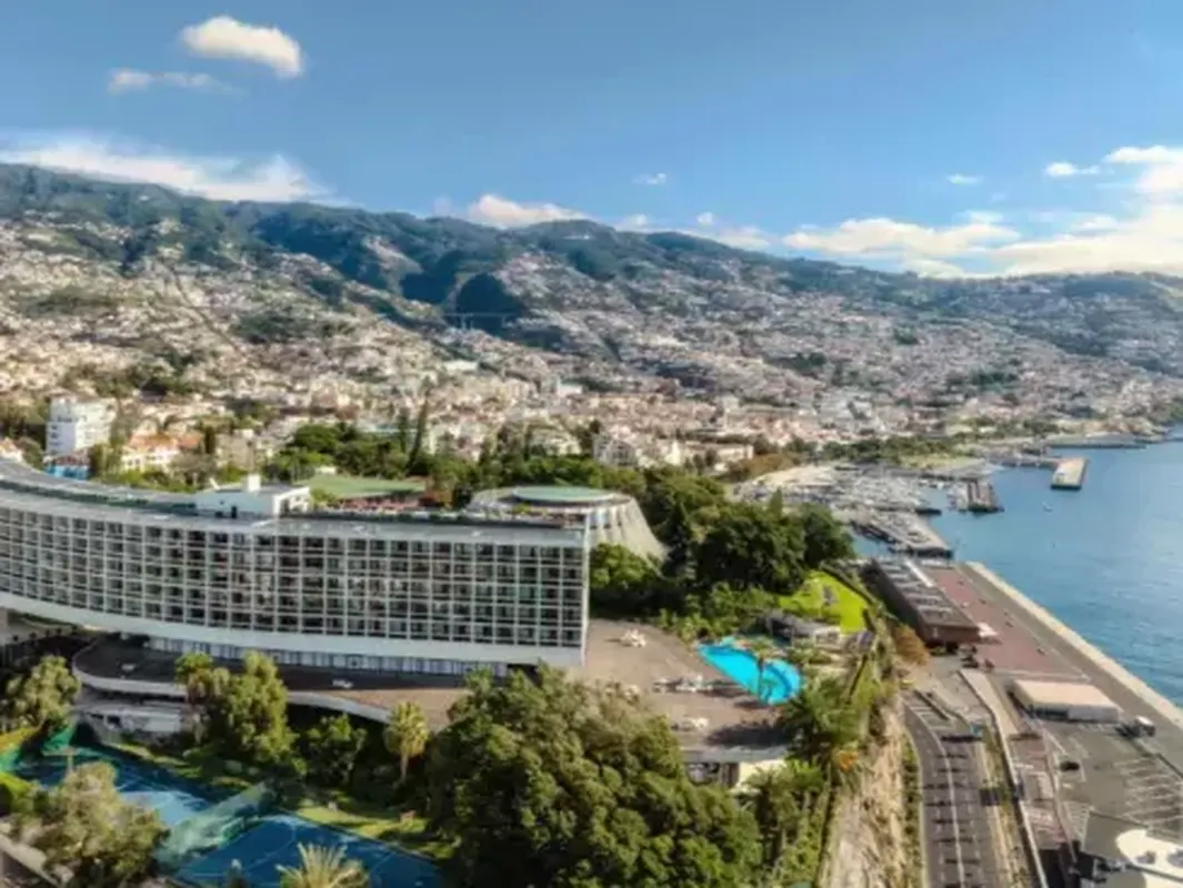 Vlieg-busreis Bloemrijk Madeira — hoofdfoto