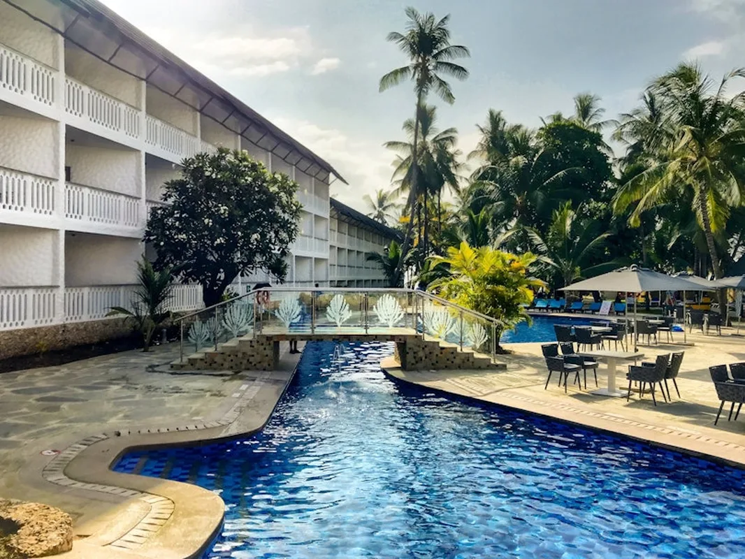 Travellers Beach Hotel & Club — hoofdfoto