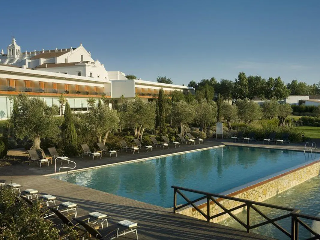 Convento Do Espinheiro Hotel and Spa — hoofdfoto