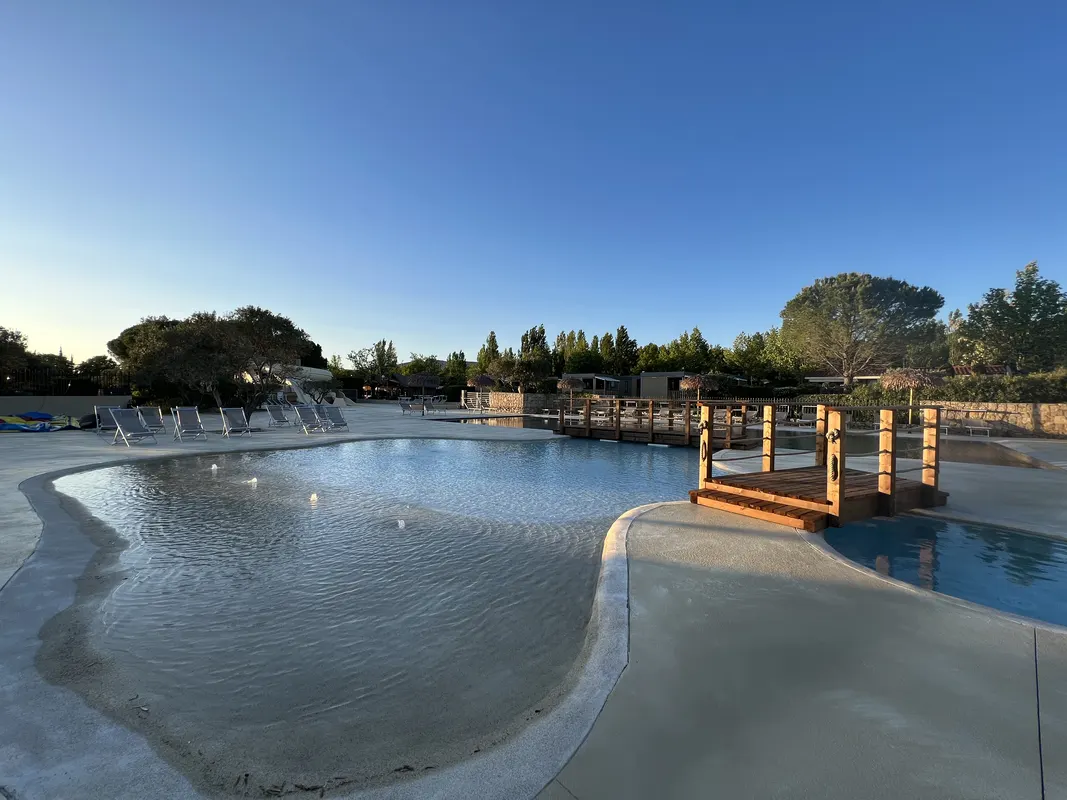 Camping International D Aups — hoofdfoto