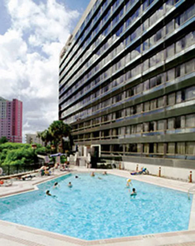 Ramada Plaza by Wyndham Orlando Resort & Suites International Drive — hoofdfoto