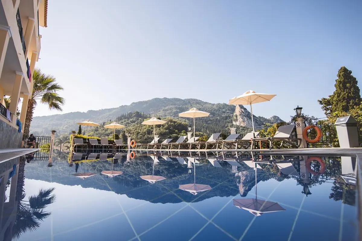 Alonakia — hoofdfoto