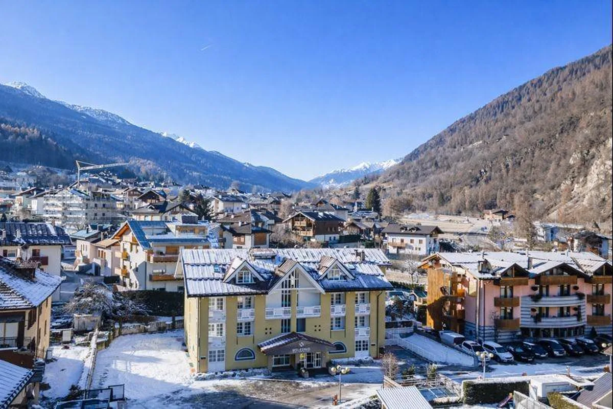 Hotel Garni Meledrio — hoofdfoto