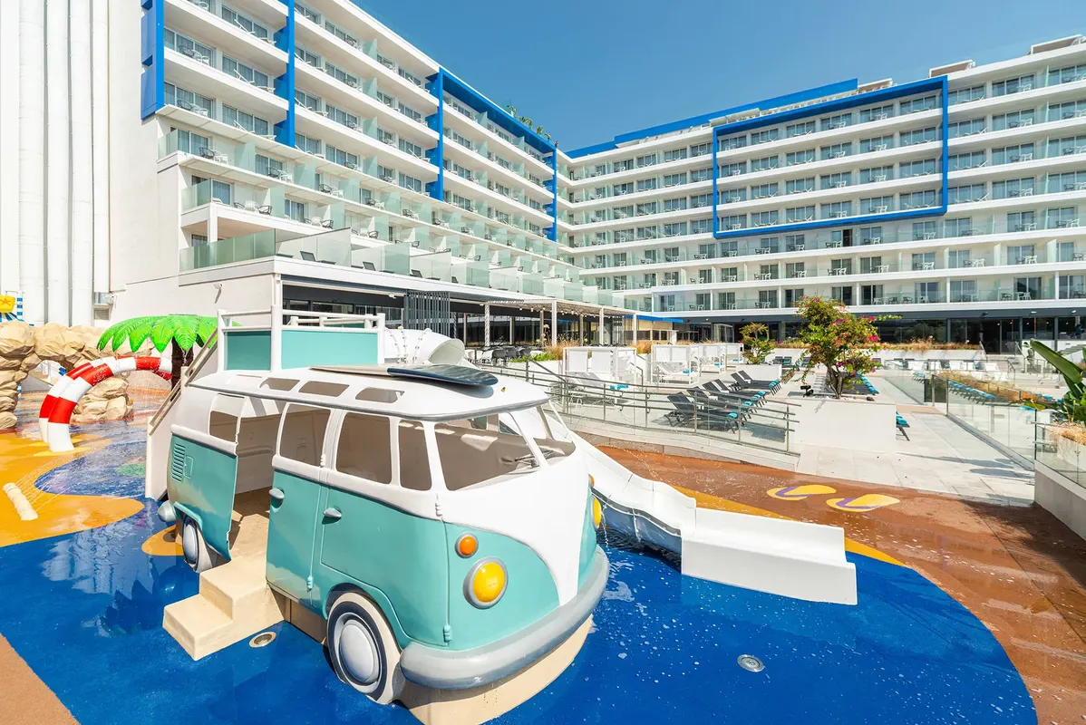 Hotel L'Azure — hoofdfoto