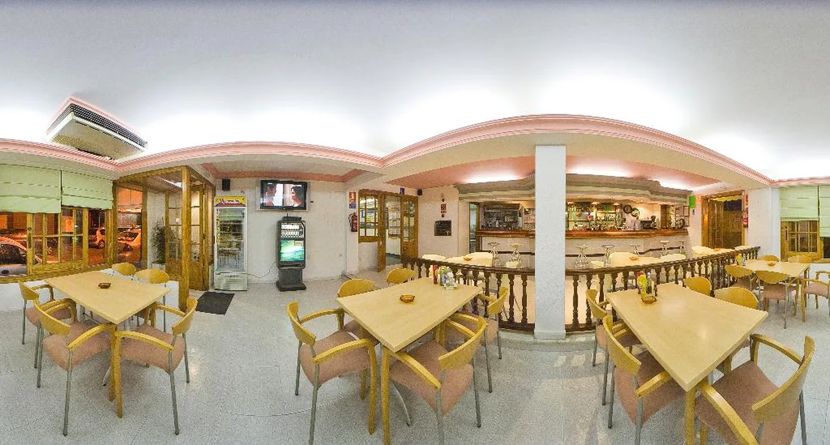Hostal Adelino — hoofdfoto
