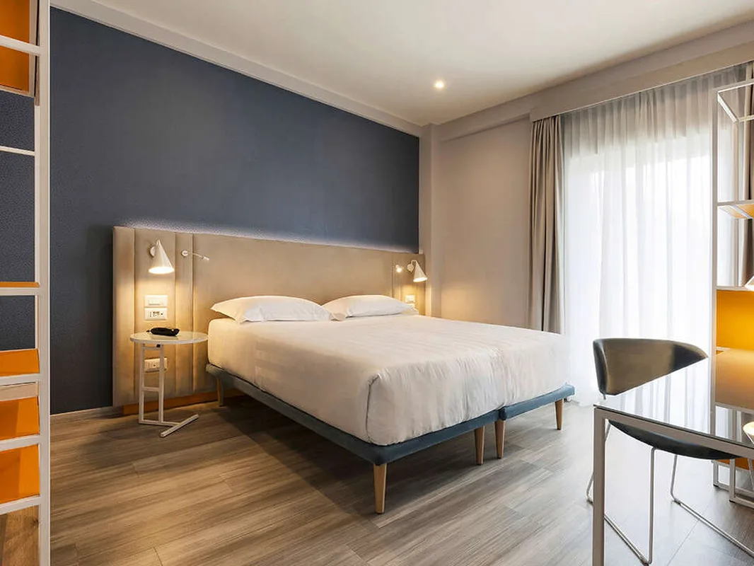 Adesso Hotel — hoofdfoto