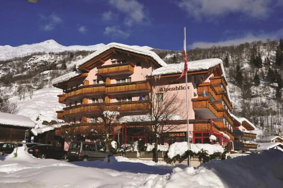 Hotel Alpenblick — hoofdfoto