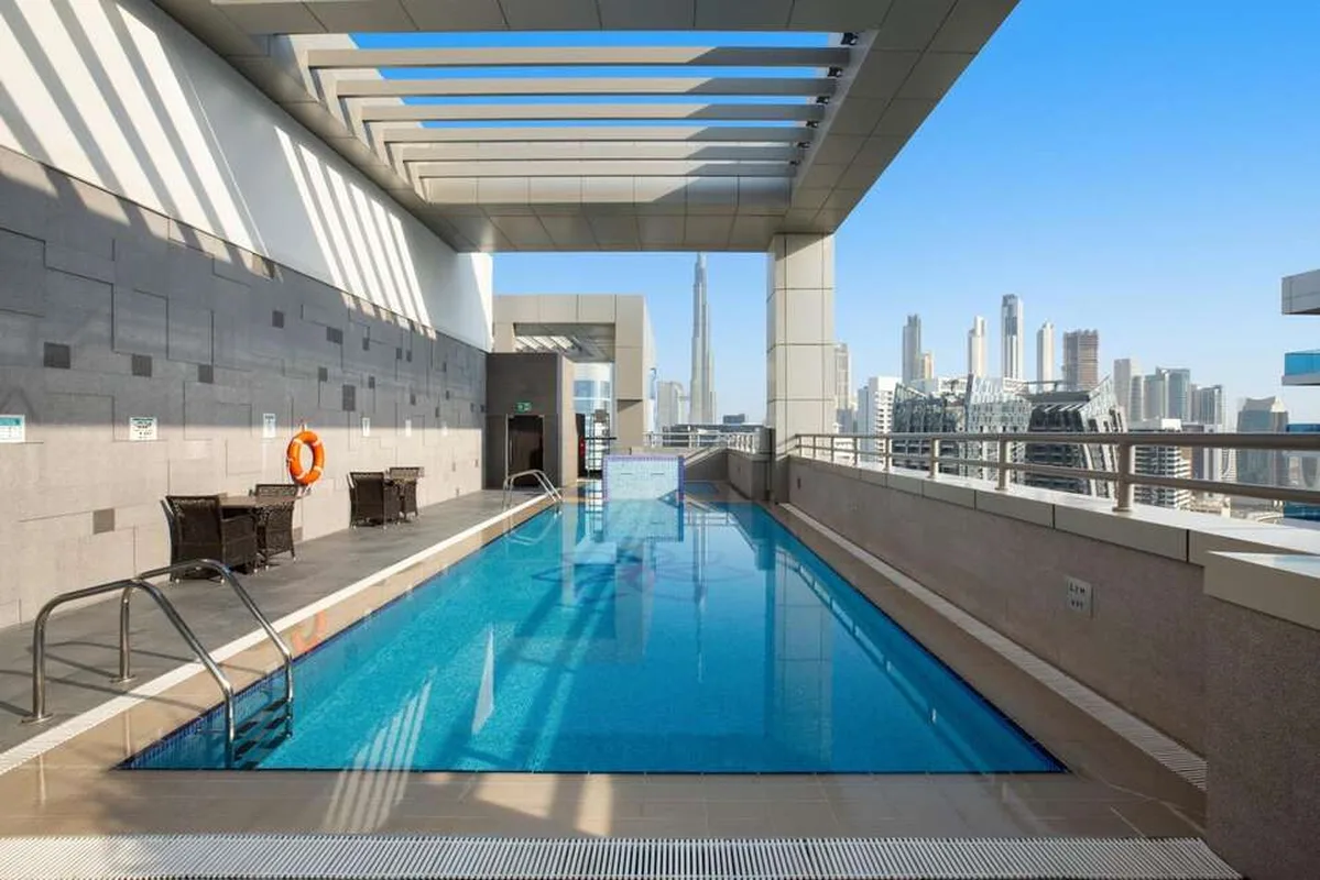 Royal Continental Suites — hoofdfoto