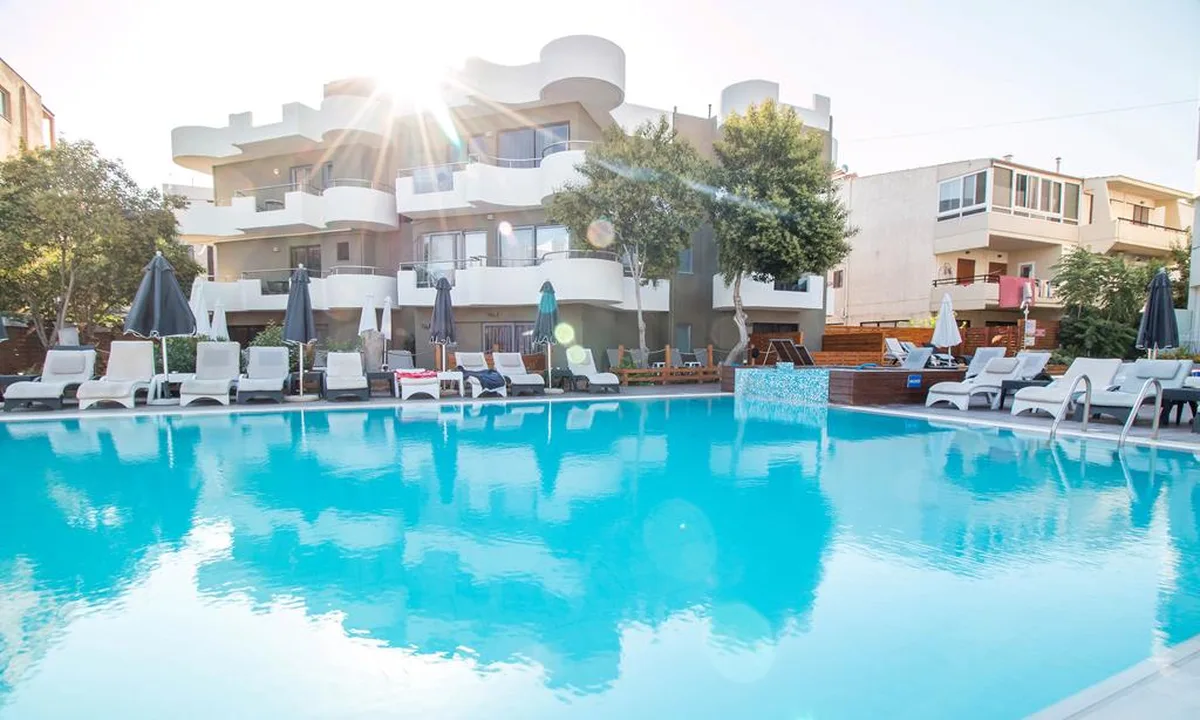 Sunny Days Hotel & Resort — hoofdfoto