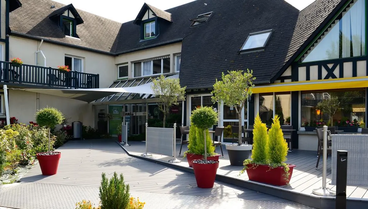 Mercure Cabourg Hippodrome — hoofdfoto