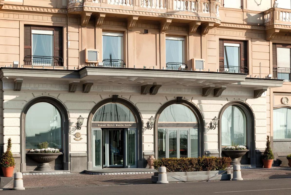 Grand Santa Lucia, hoofdfoto