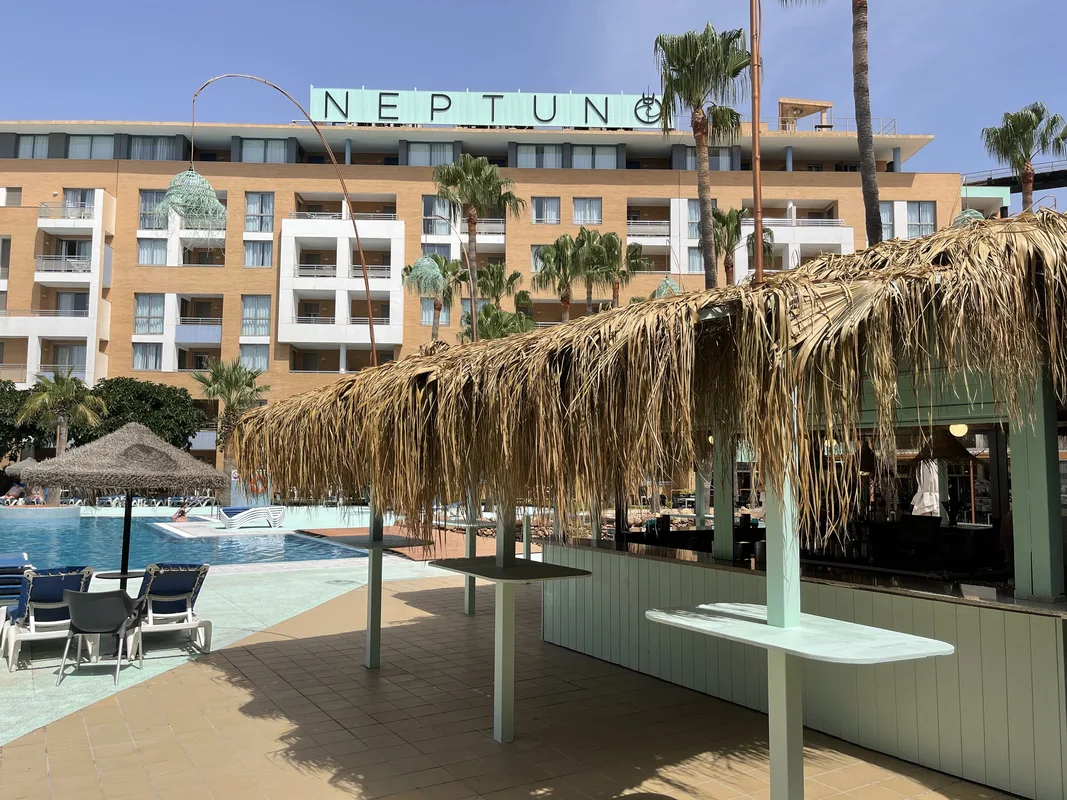 Hotel Neptuno — hoofdfoto