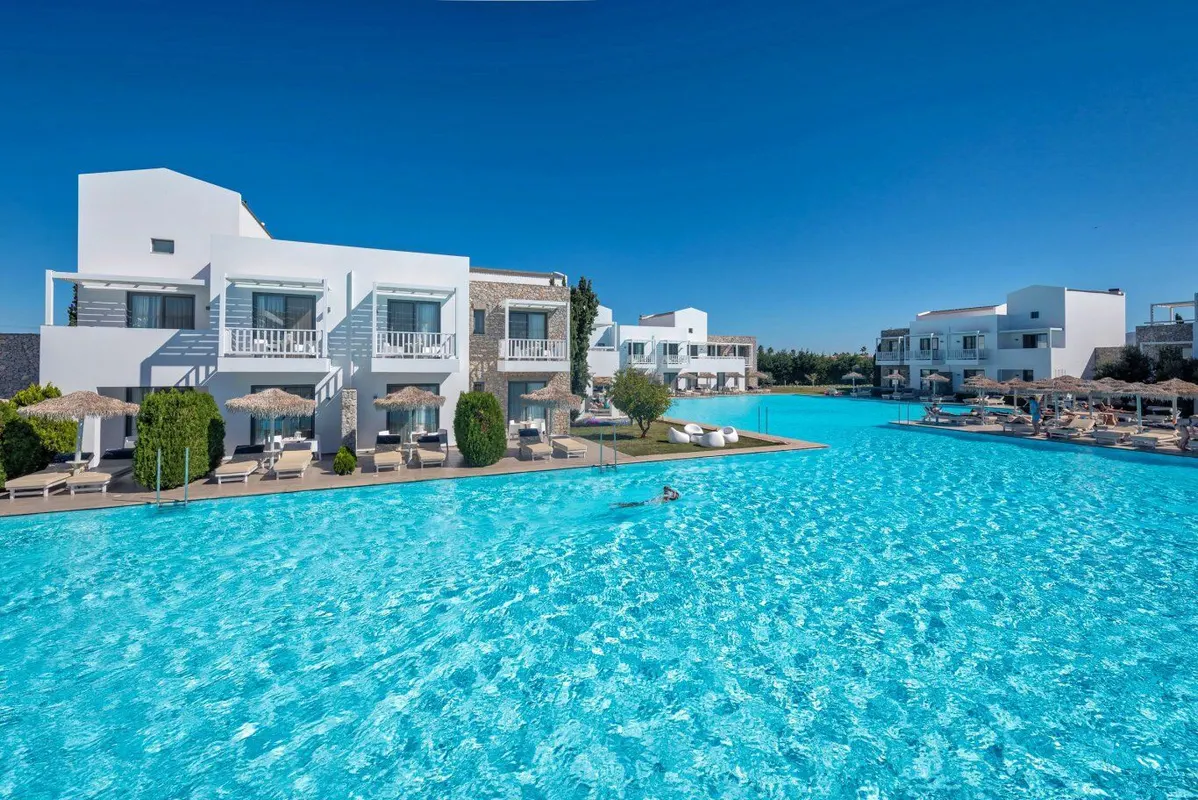 Diamond Deluxe Hotel — hoofdfoto