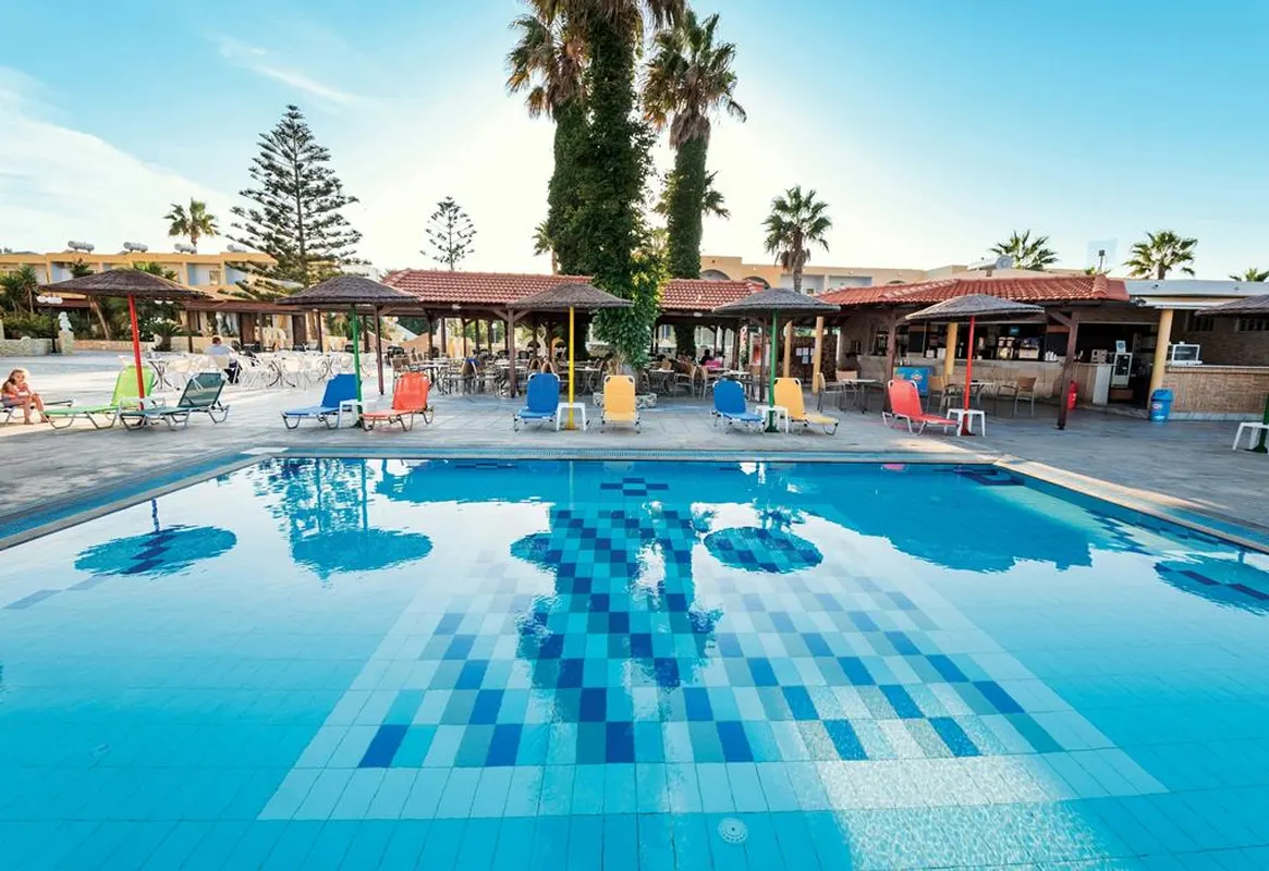 Euro Village Achilleas — hoofdfoto