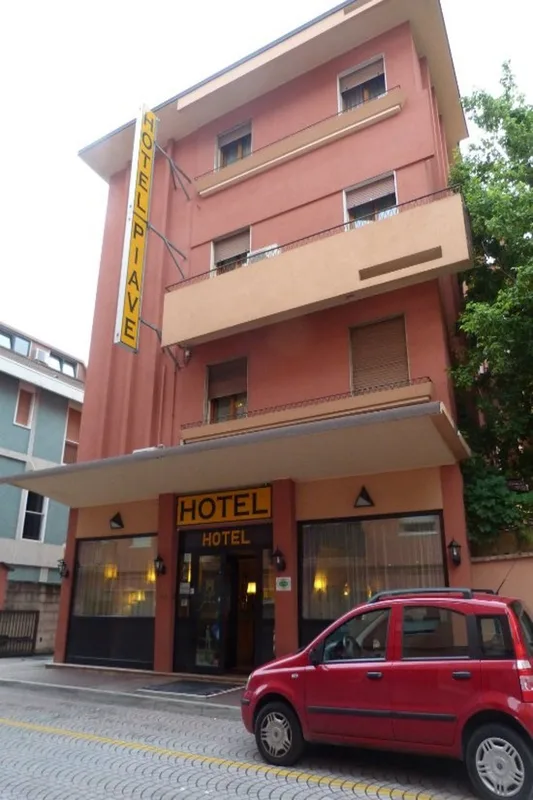 Camelia Rooms, hoofdfoto