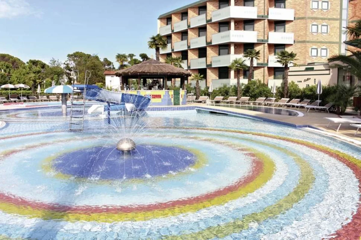 Mediterranee Family Hotel & Spa — hoofdfoto