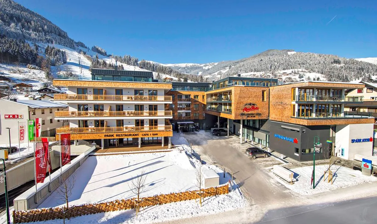 AlpenParks® Hotel & Apartment Central — hoofdfoto