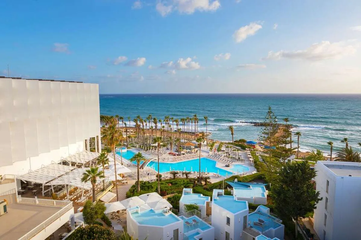 Leonardo Plaza Cypria Maris Beach Hotel & Spa — hoofdfoto