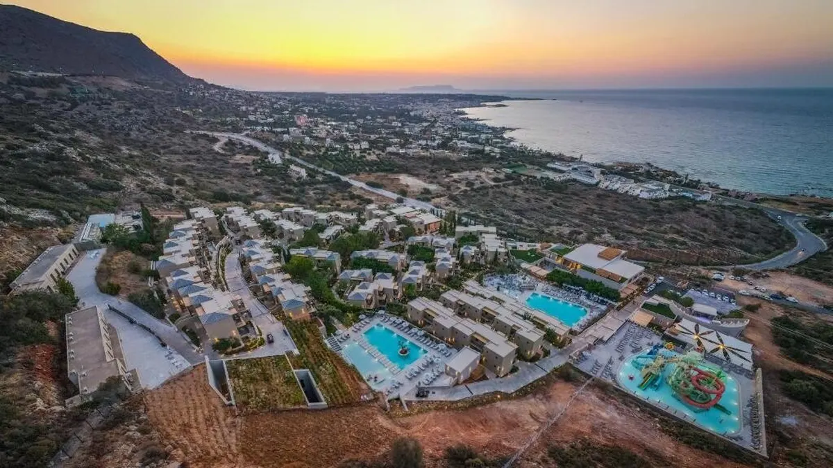 Resort Hotel Elios Hill Sun-kissed Happiness — hoofdfoto
