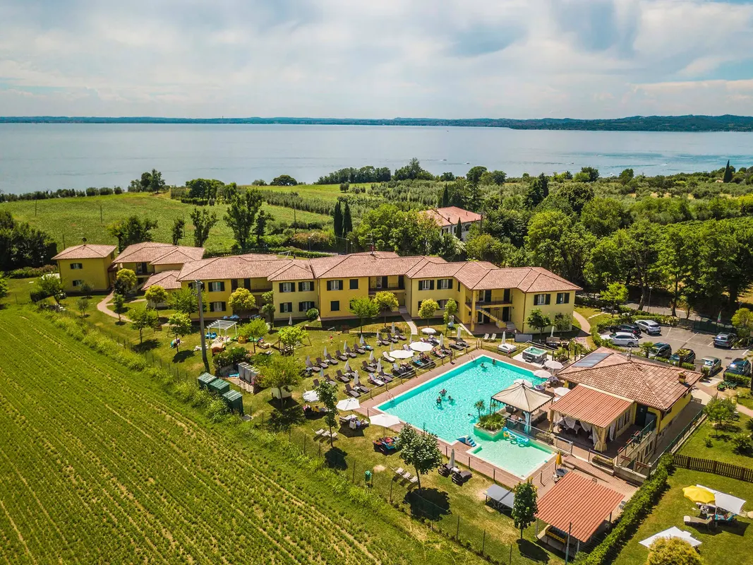 Appartementen Residence Karina — hoofdfoto