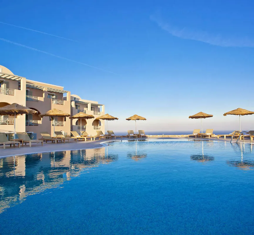 Astro Palace Hotel & Suites — hoofdfoto