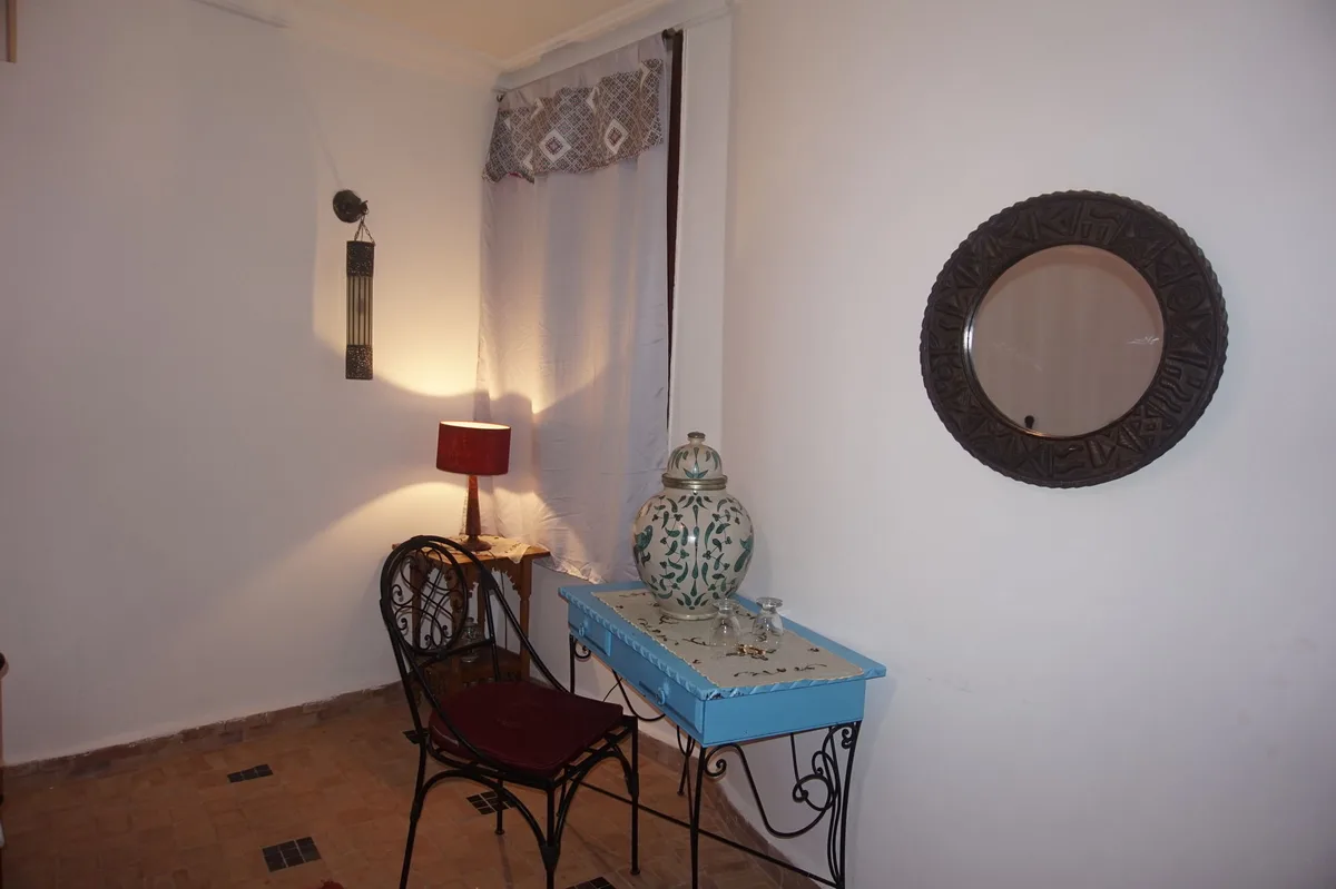 Riad Al Khansaa, hoofdfoto