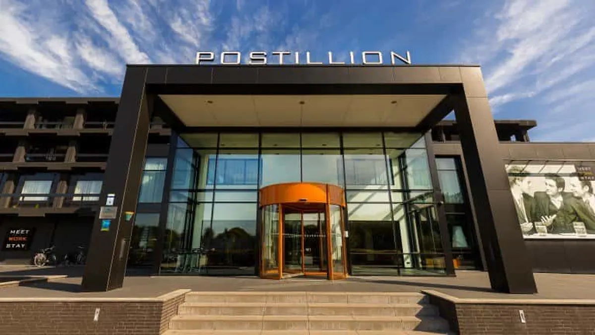 Postillion Hotel Dordrecht — hoofdfoto