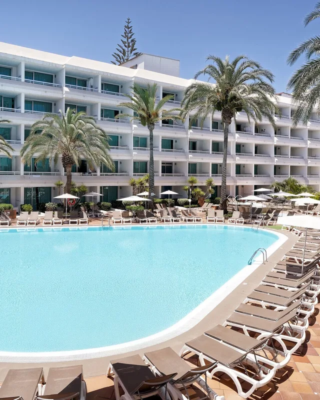 AKEAH Broncemar Hotel — hoofdfoto