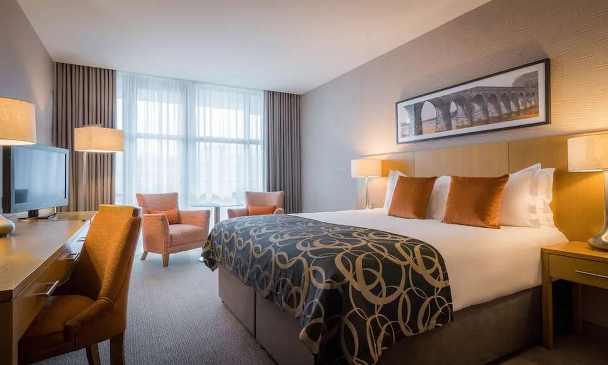 Clayton Hotel Belfast — hoofdfoto