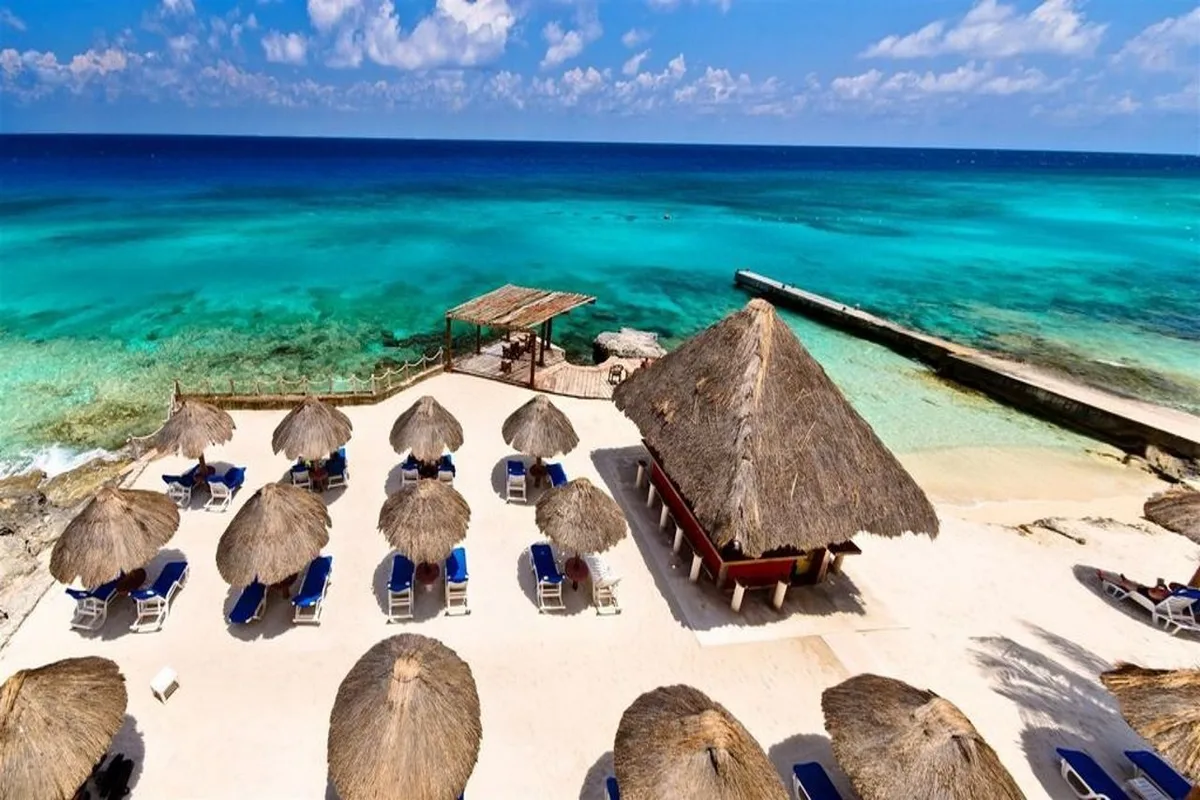 Playa Azul, hoofdfoto