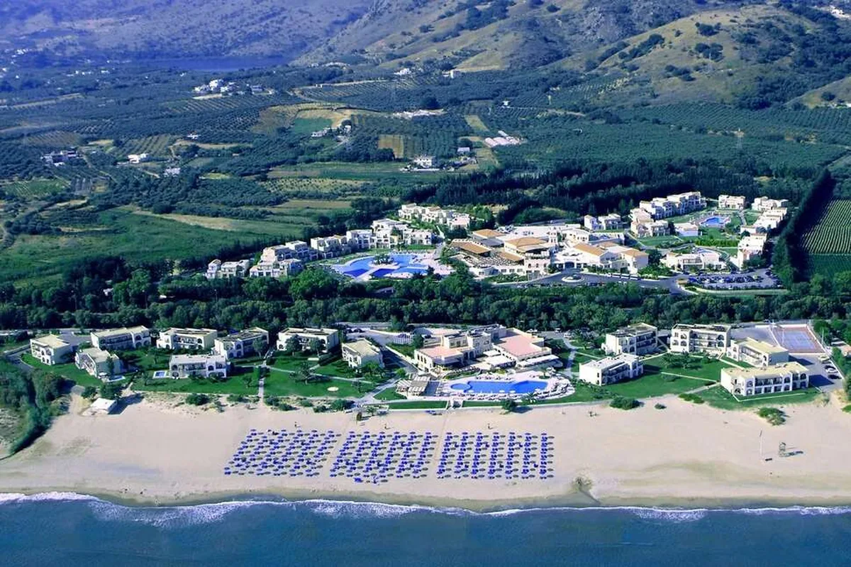 Pilot Beach Resort, hoofdfoto