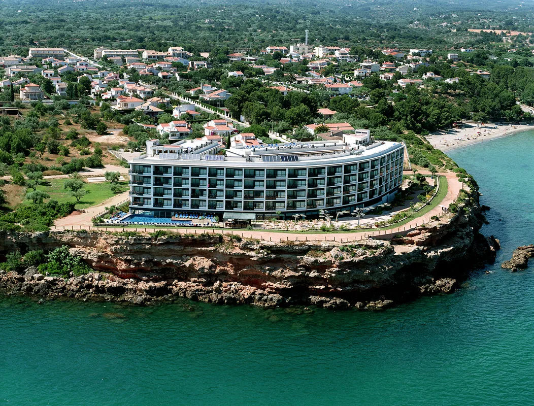 FERGUS Cap Roig — hoofdfoto