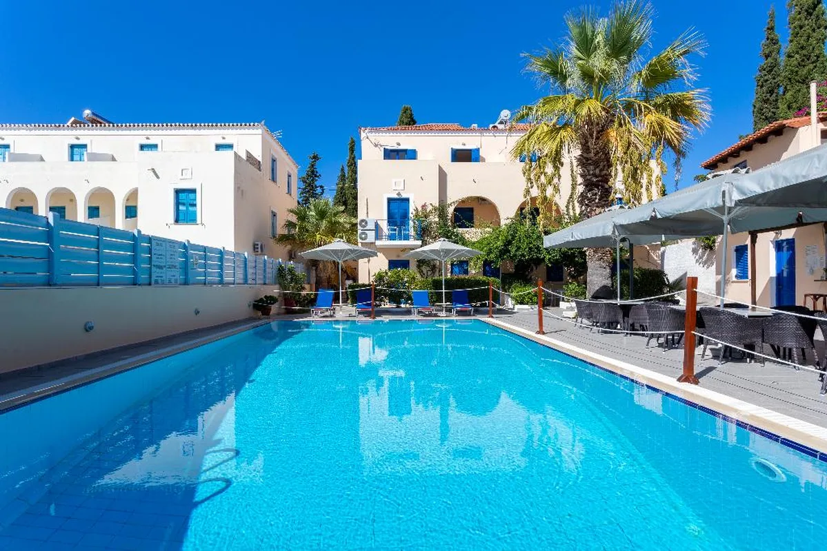 Vanas Apartments — hoofdfoto