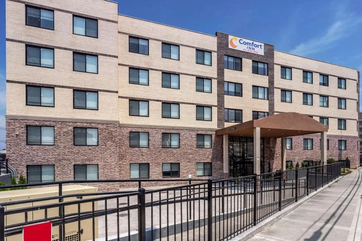 Comfort Inn JFK Airport — hoofdfoto