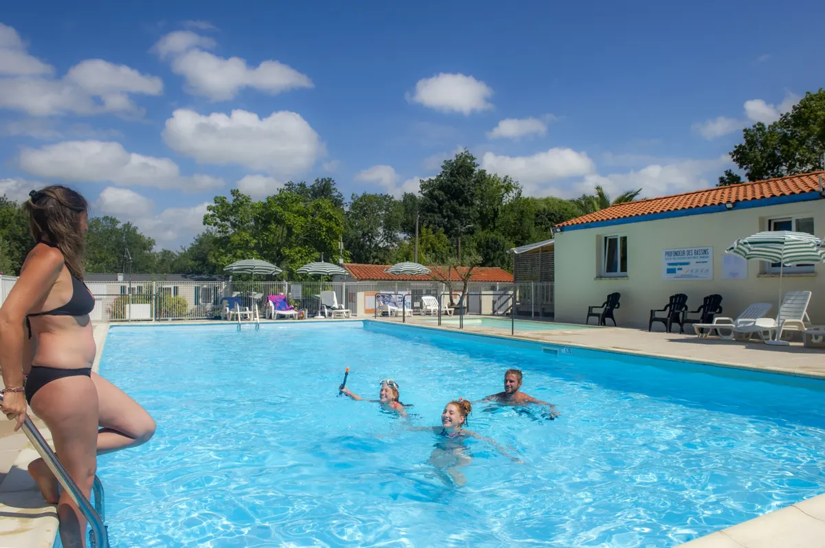 Camping Les Catalpas De Royan — hoofdfoto