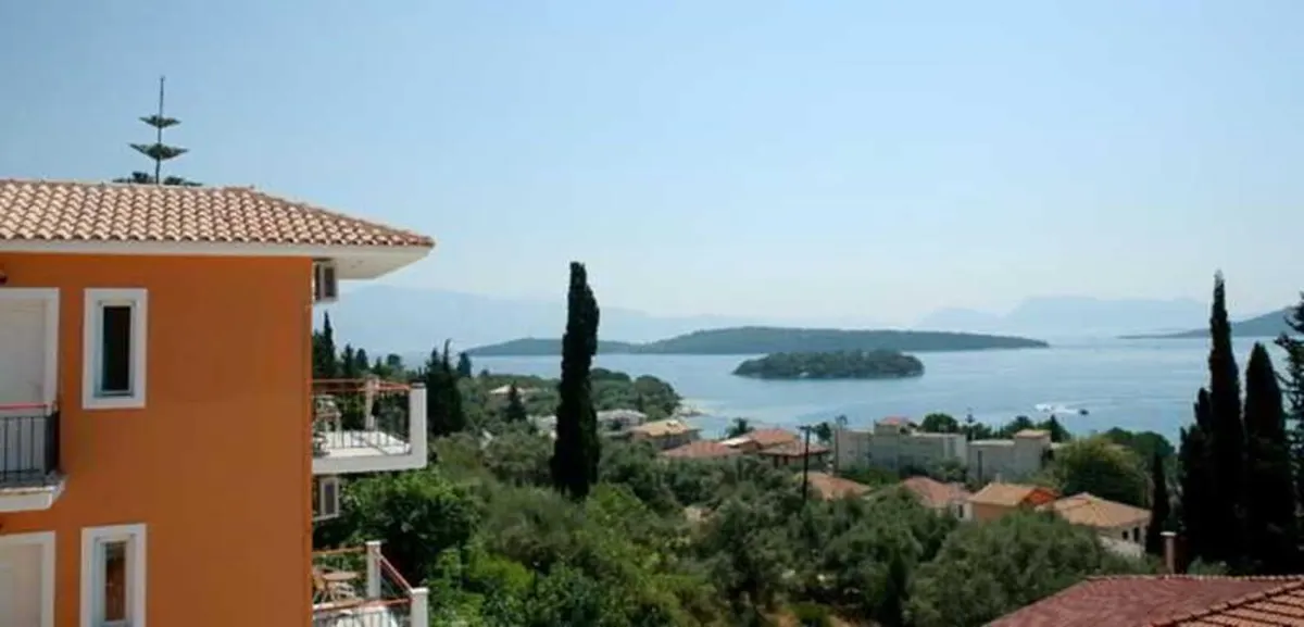 San Lazzaro — hoofdfoto