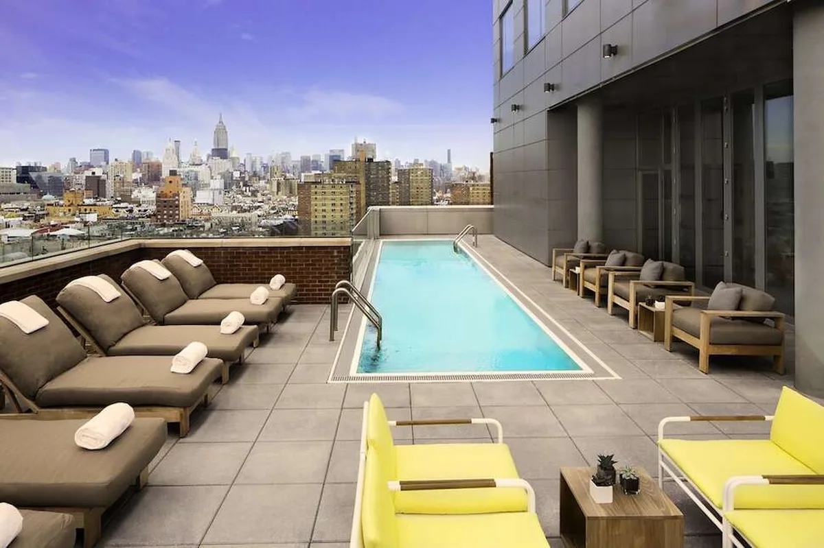 Hotel Indigo Lower East Side New York — hoofdfoto