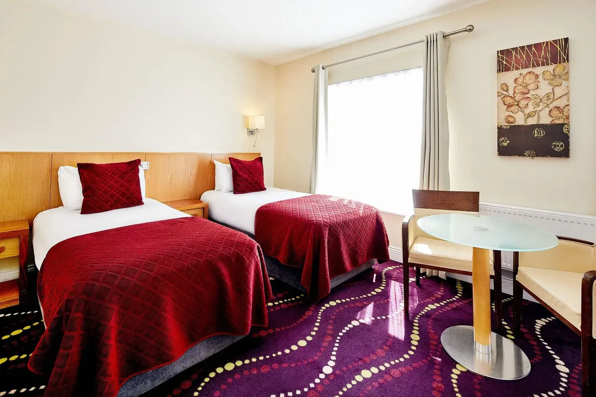 Hotel Arlington O'Connell Bridge Dublin — hoofdfoto