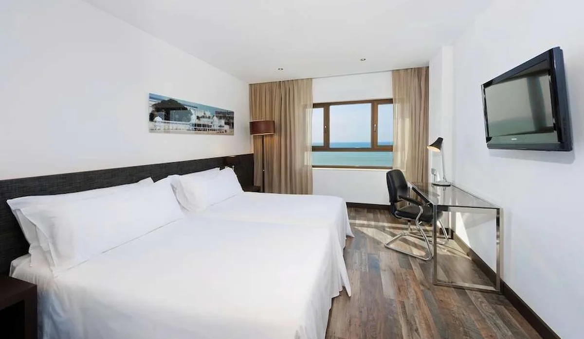 Hotel Cadiz Paseo del Mar — hoofdfoto