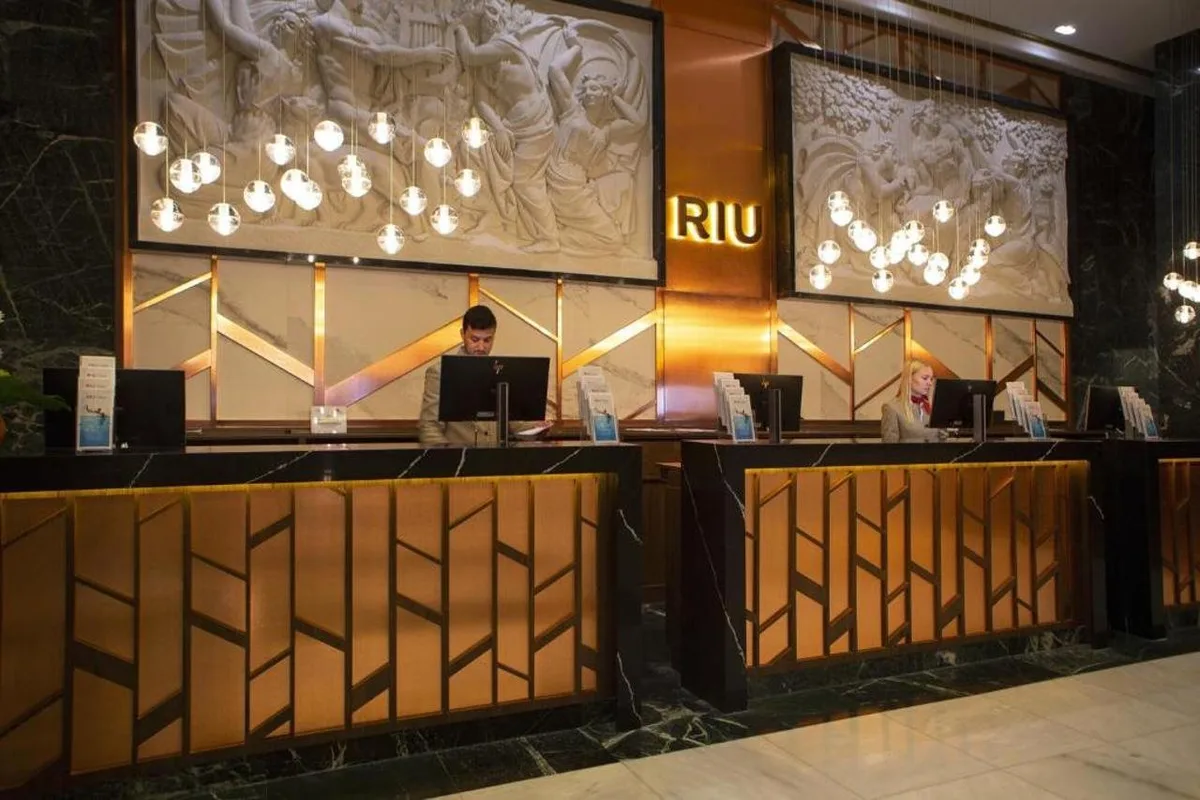 Hotel Riu Plaza España — hoofdfoto